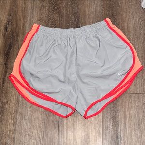 Nike Dri-Fit Tempo Running Shorts in Light Grey and Pink